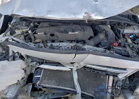 2013 Toyota Corolla Base из США, поврежденный, VIN 2T1BU4EE3DC960465